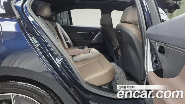 BMW 5-Series 5 серия (G60) 523d M Sport — Фото автомобиля 10