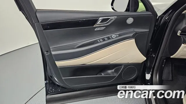 Genesis GV80 2.5T Бензин AWD — Фото автомобиля 22
