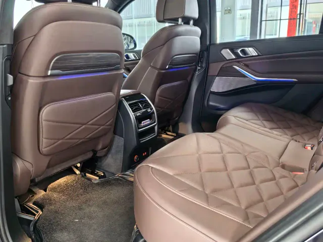 BMW X5 — Фото автомобиля 8