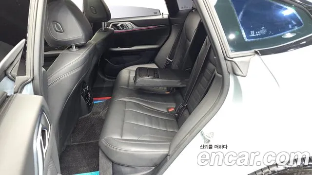 BMW 4-Series 4 серия (G22) 420i M Sport Pro Gran Coupe — Фото автомобиля 11