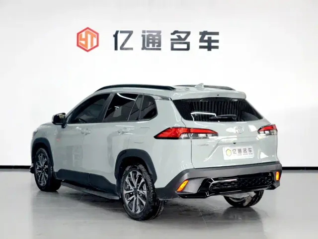 Toyota Corolla Cross — Фото автомобиля 19