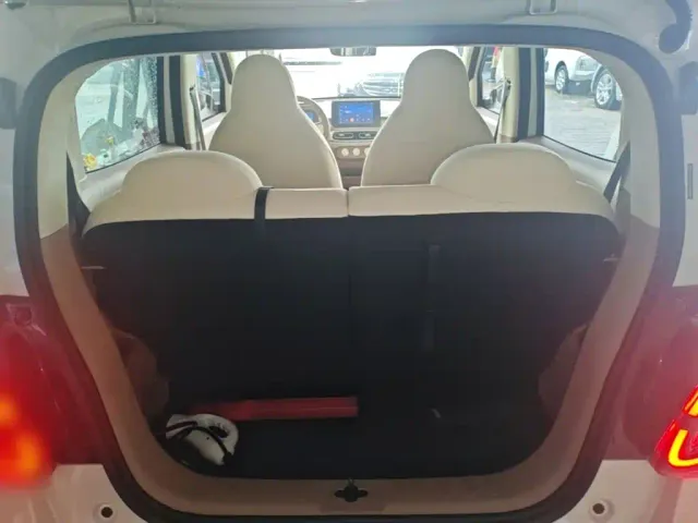 Wuling Hongguang Mini EV — Фото автомобиля 18