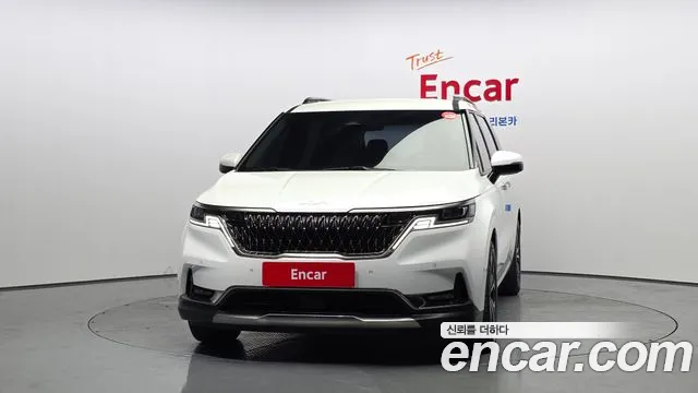 Kia Canival Carnival 4 поколение Бензин 9 мест Noblesse — Фото автомобиля 3