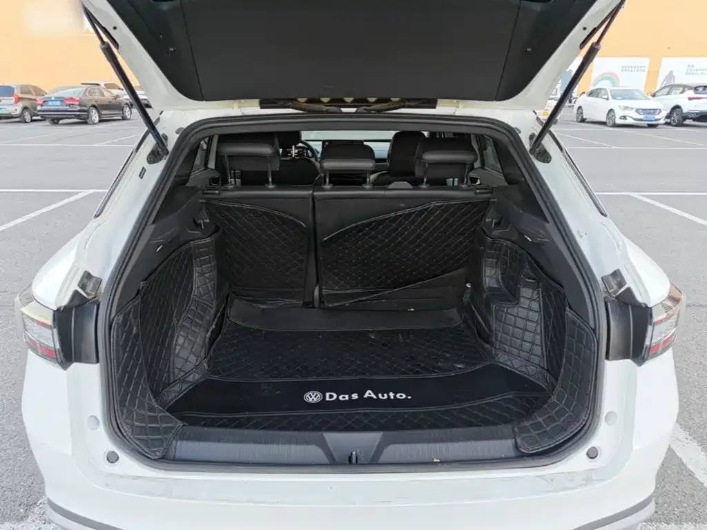 Volkswagen Volkswagen ID.4 X 2024 Pure Intelligent Edition — Фото автомобиля 8