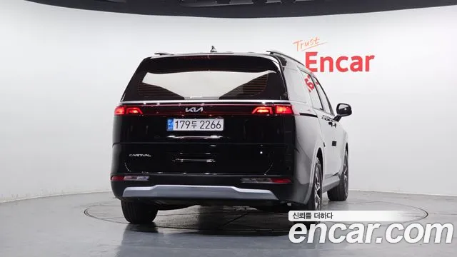 Kia Canival Carnival 4 поколение Дизель 9 мест Prestige — Фото автомобиля 4