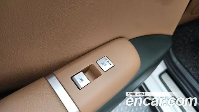 Hyundai Grandeur GN7 — Фото автомобиля 25