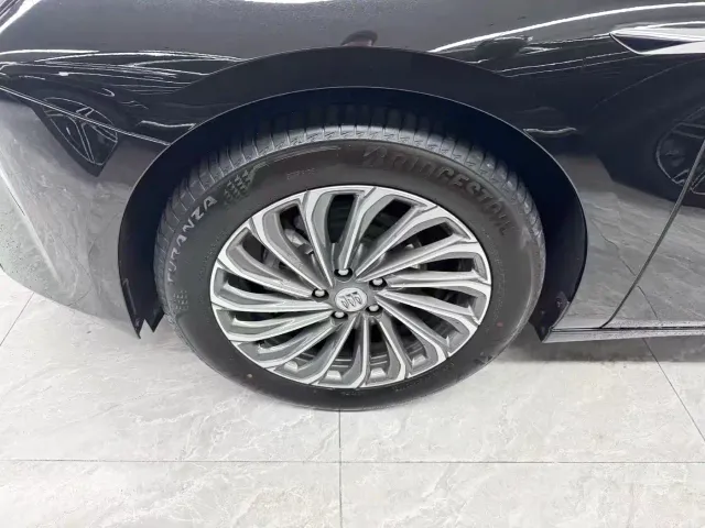 Buick LaCrosse — Фото автомобиля 19