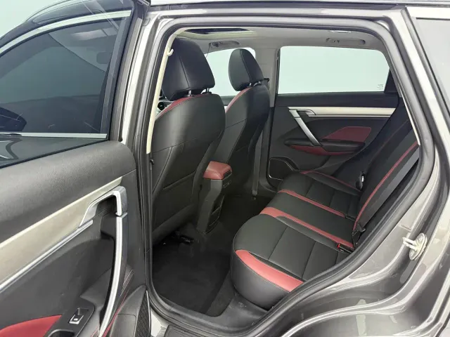 Geely Binyue — Фото автомобиля 16