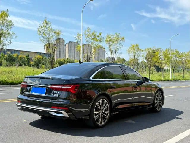 Audi A6L — Фото автомобиля 7