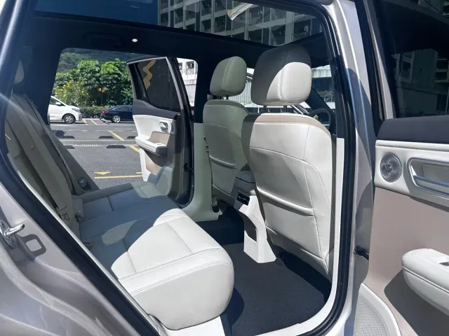 Toyota BoZhi 3X — Фото автомобиля 18