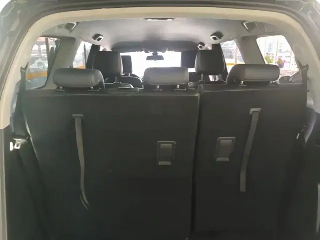 Wuling Jiachen — Фото автомобиля 18