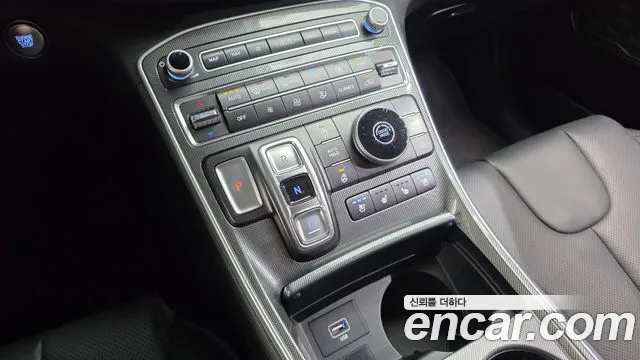 Hyundai Santafe Новый Santa Fe Дизель 2.2 2WD — Фото автомобиля 9