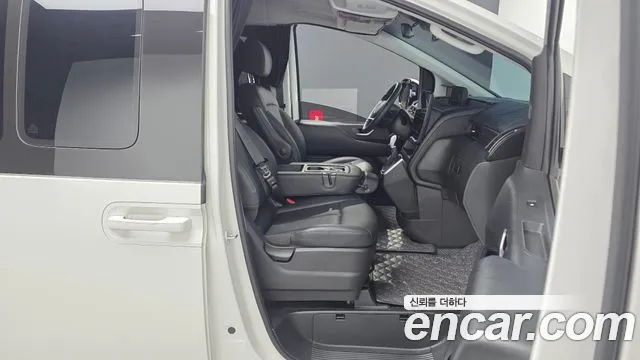Hyundai Staria — Фото автомобиля 17