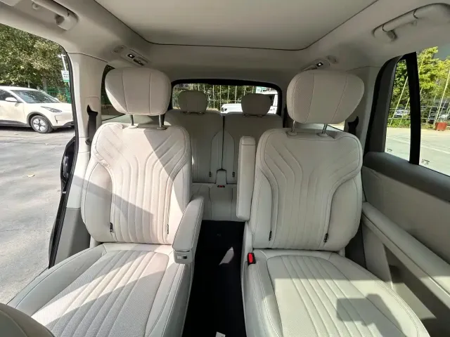 Geely Galaxy Galaxy M9 2025 Model 230km 2WD Explorer+ Edition — Фото автомобиля 6