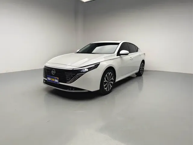 Фотография автомобиля — Nissan Teana