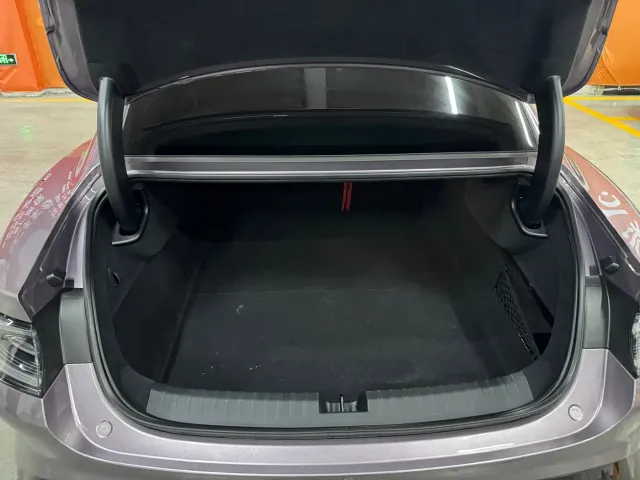 Xiaomi SU7 — Фото автомобиля 17