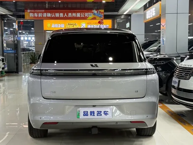 Li Auto L8 — Фото автомобиля 5