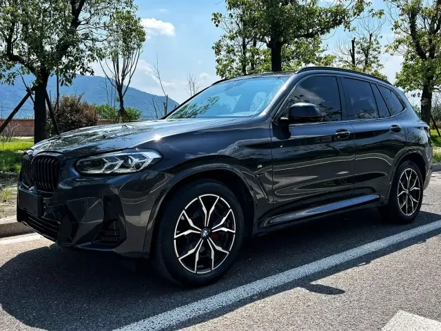 Фотография автомобиля — BMW X3