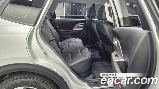 Kia Niro — Фото автомобиля 18