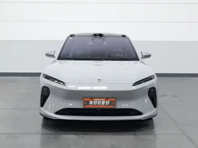 Nio ET5 Touring — Фото автомобиля 3