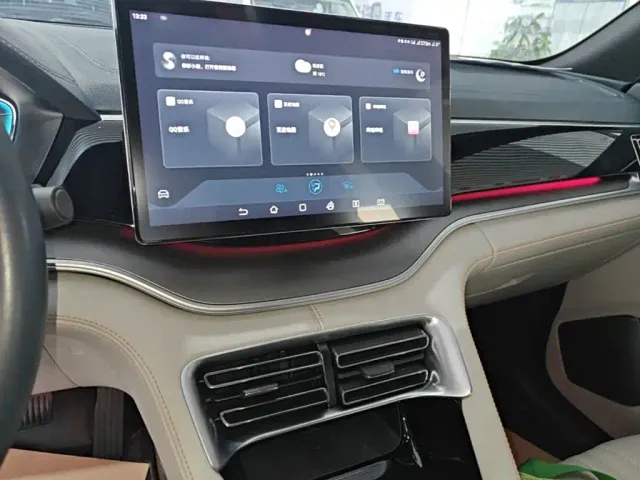 BYD Song PLUS — Фото автомобиля 12