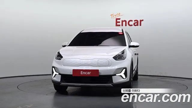 Kia Niro Niro Plus Earth — Фото автомобиля 3