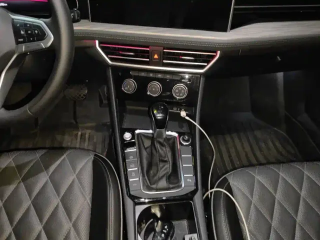 Volkswagen Sagitar — Фото автомобиля 16