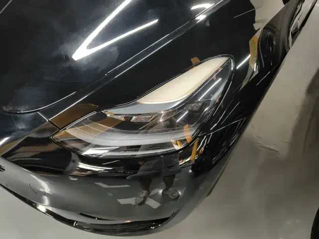 Tesla Model Y — Фото автомобиля 23