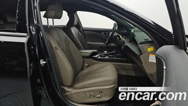 Kia K8 K8 Hybrid — Фото автомобиля 10
