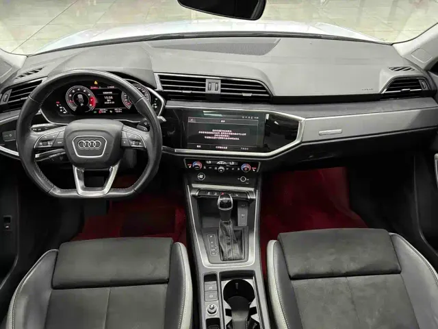 Audi Q3 — Фото автомобиля 7