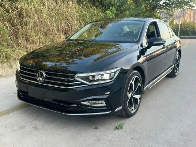 Фотография автомобиля — Volkswagen Magotan