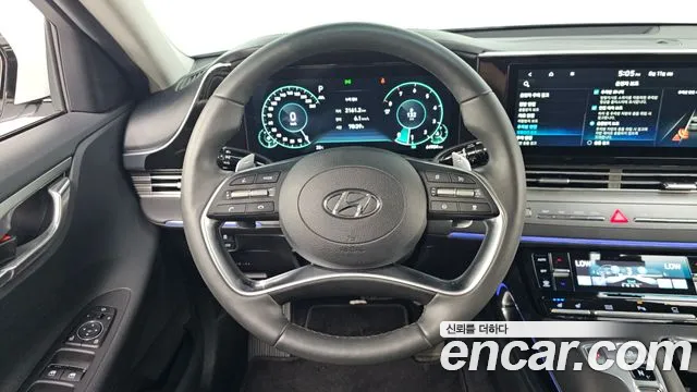 Hyundai Grandeur Новый Grandeur IG — Фото автомобиля 13