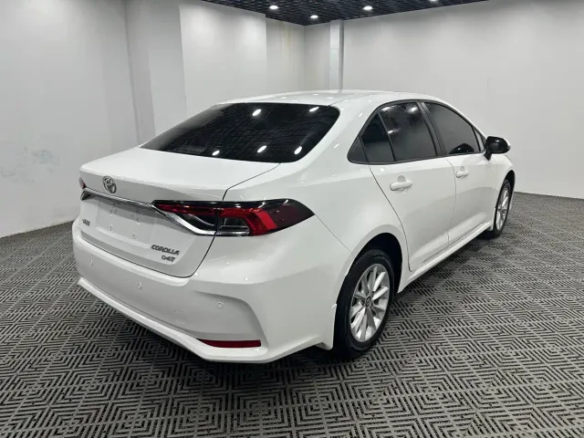 Toyota Corolla — Фото автомобиля 9