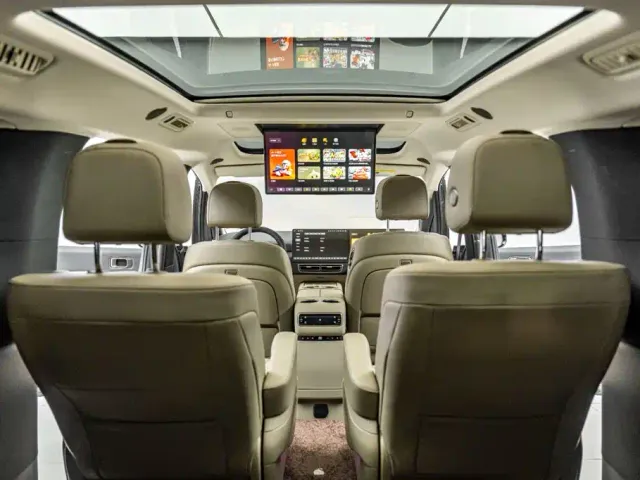 Li Auto MEGA — Фото автомобиля 29