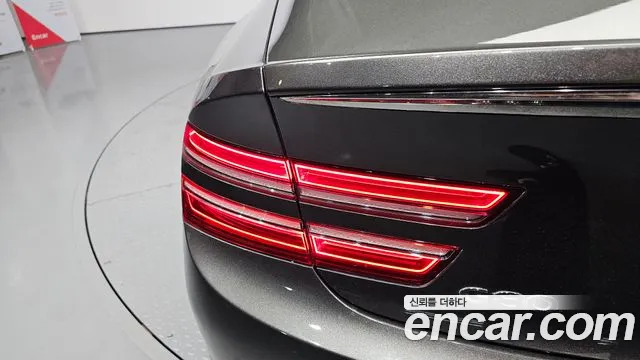Genesis G80 Бензин 2.5 турбо AWD — Фото автомобиля 23