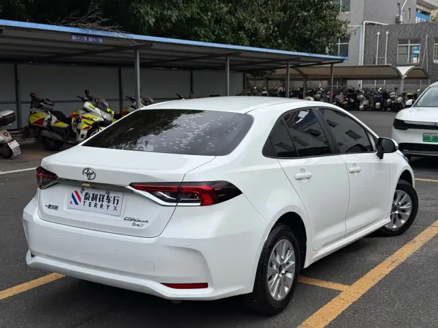 Toyota Corolla — Фото автомобиля 4