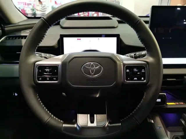 Toyota Wildlander — Фото автомобиля 6