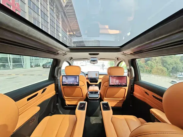 Geely Yizhen L380 — Фото автомобиля 15