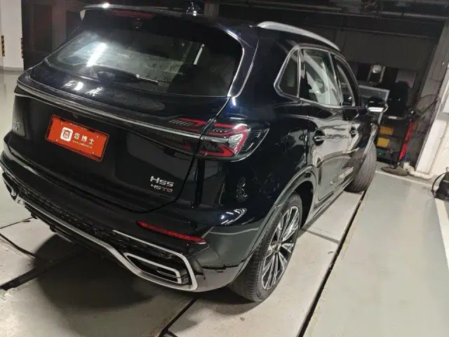 Hongqi HS5 — Фото автомобиля 2