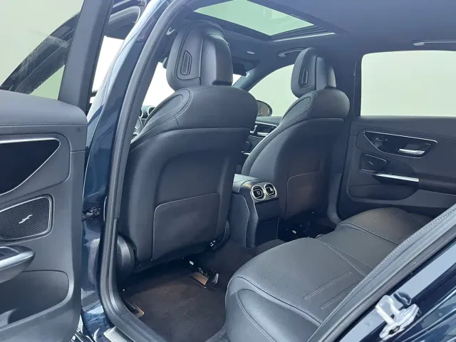 Mercedes-Benz C-Class — Фото автомобиля 10
