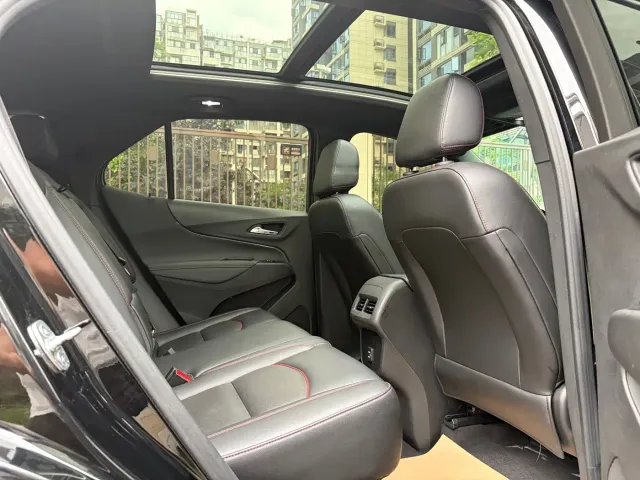 Chevrolet Equinox — Фото автомобиля 15