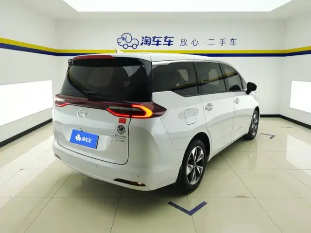 GAC Trumpchi M6 — Фото автомобиля 3