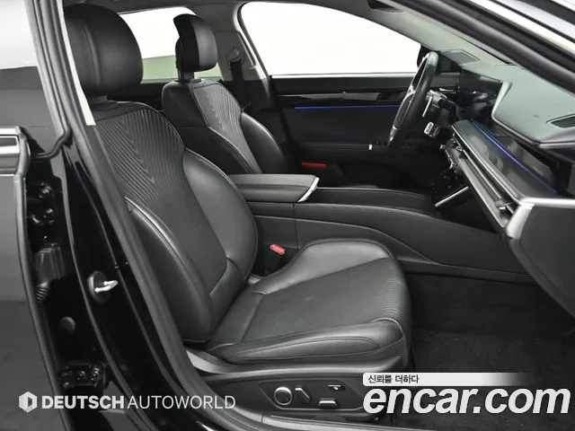 Hyundai Grandeur Grandeur (GN7) 2.5 Бензин 2WD — Фото автомобиля 10