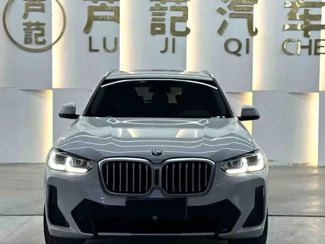 BMW X3 — Фото автомобиля 2