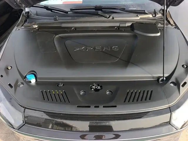 Xpeng P5 — Фото автомобиля 19