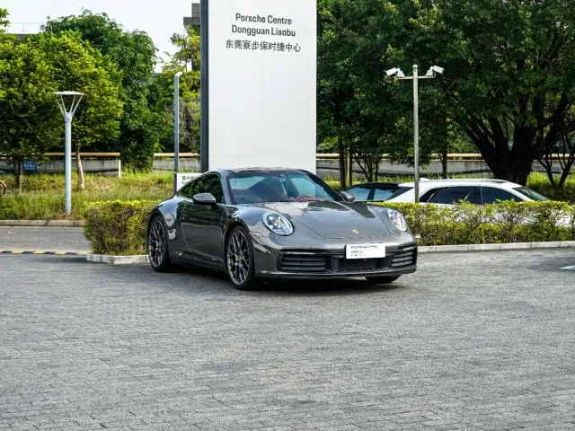 Porsche 911 — Фото автомобиля 11