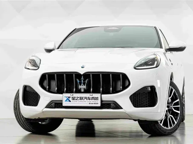 Maserati Grecale — Фото автомобиля 3