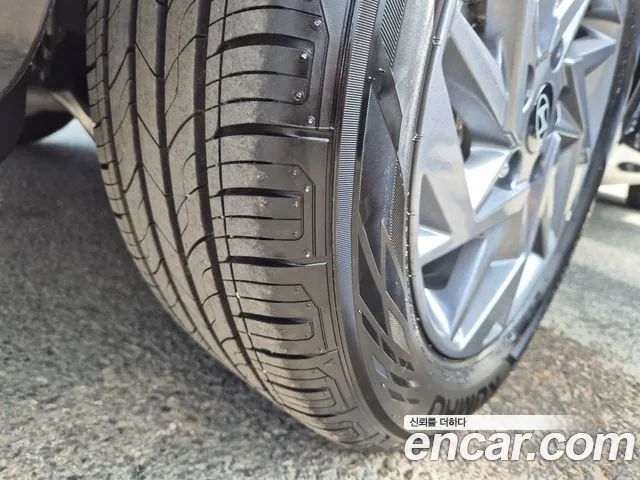 Hyundai Avante CN7 — Фото автомобиля 9