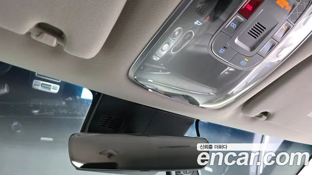 Genesis GV70 2.5T Бензин 2WD — Фото автомобиля 15