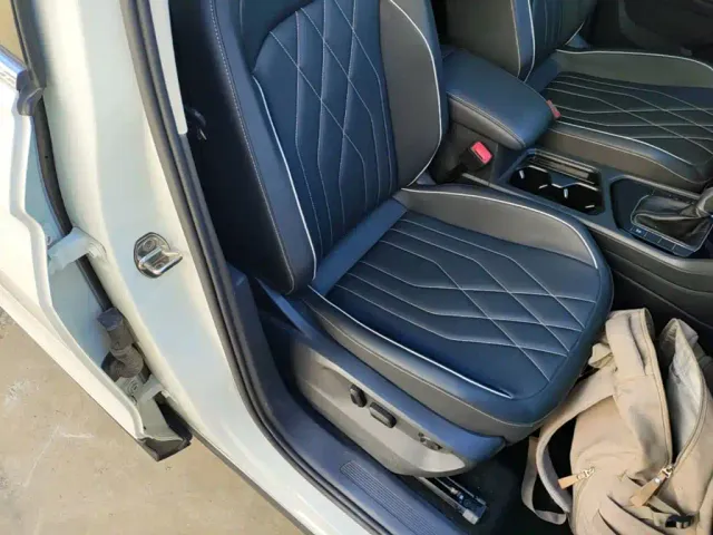 Volkswagen Tiguan L — Фото автомобиля 24